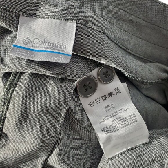 Columbia Pilsner Peak Hiking Pants Women's 4 Short Gray Roll-Tab Convertible - Picture 7 of 7